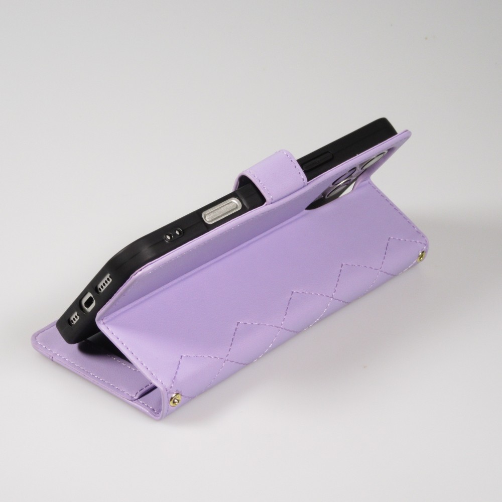 iPhone 16 Pro Case H&uuml;lle - Elegante Flip-Matratze mit Magnetverschluss Trageschlaufe und Kartenf&auml;chern - Hellviolett