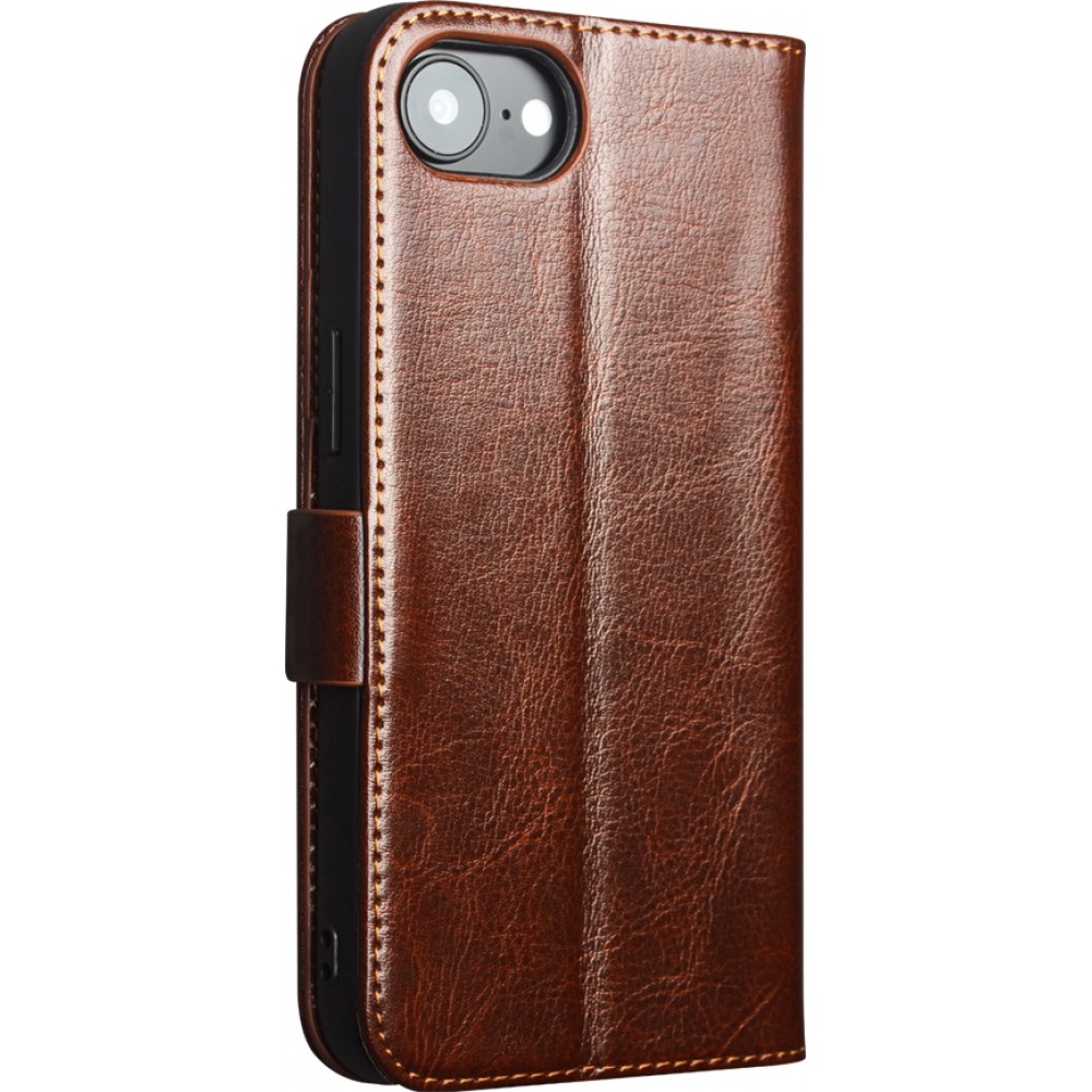 iPhone 16e Case Hülle - Flip Qialino Echtleder mit magnetischem Verschluss - Braun