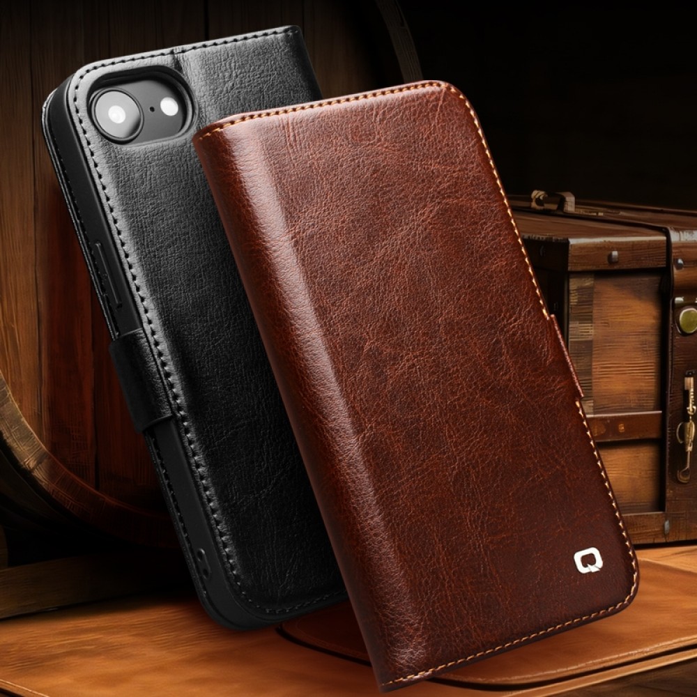 iPhone 16e Case Hülle - Flip Qialino Echtleder mit magnetischem Verschluss - Braun