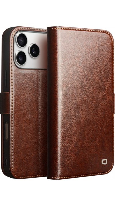 iPhone 17 Pro Max Case Hülle - Flip Qialino Echtleder mit magnetischem Verschluss - Braun