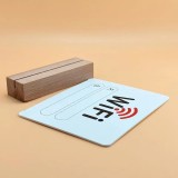 2D WiFi-Paneel aus Acryl mit Holzsockel – Passwortanzeige für Zuhause oder Restaurant - Weiss