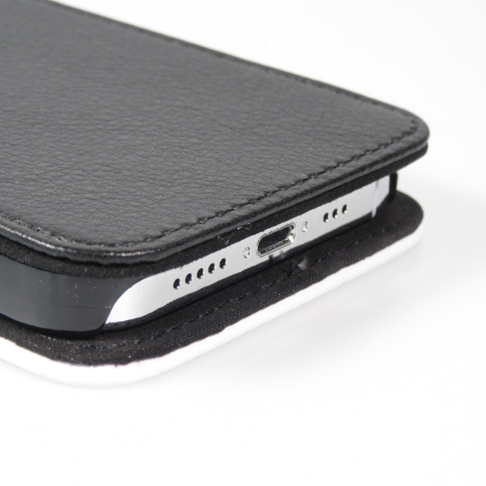 iPhone 13 Pro Max Case Hülle - Wallet schwarz Taylor Swift Sketch - White