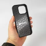 Personalisierte Hülle mit schwarzen Silikonrändern - iPhone 16 Pro Max