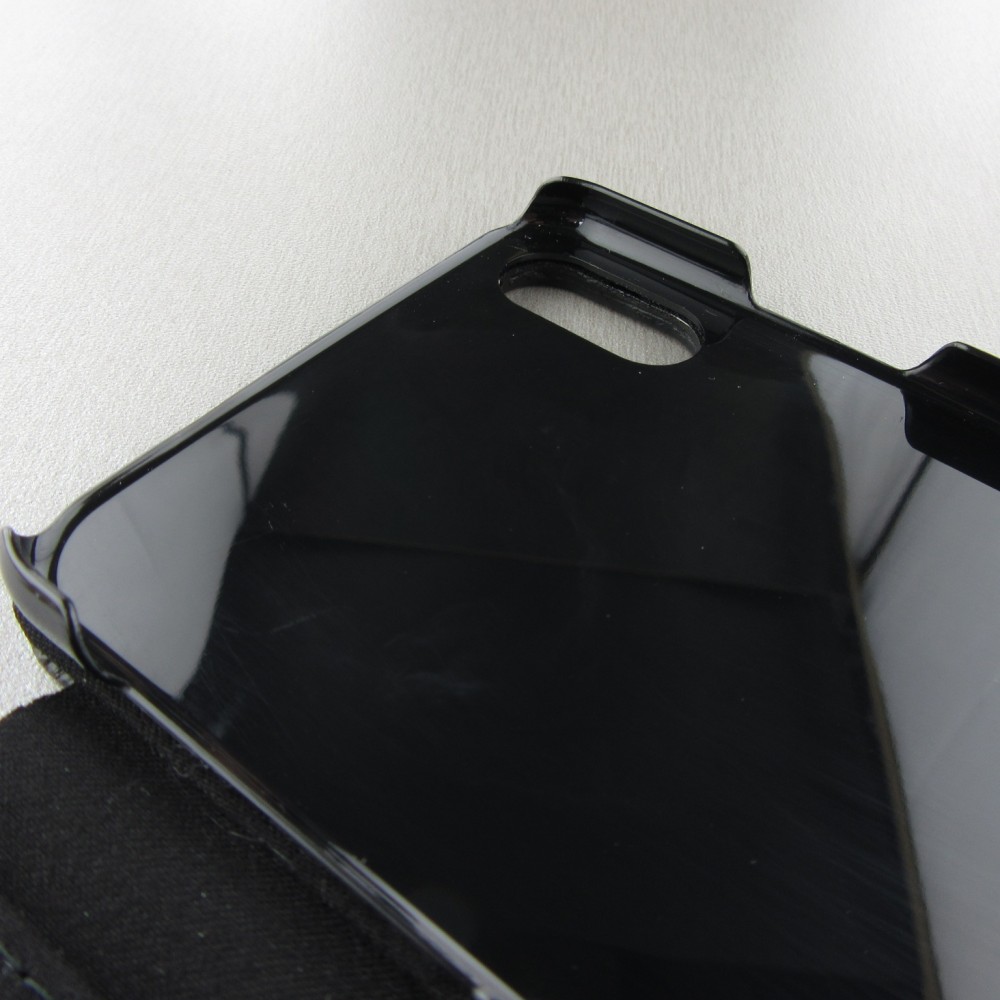iPhone Xs Max Case Hülle - Wallet schwarz F1 Track 2025 China